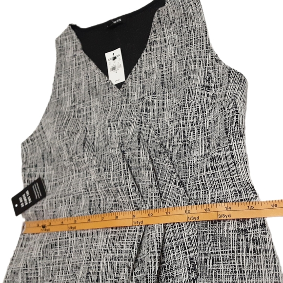 Express Sleeveless Above Knee Dress Womens Medium - Picture 14 of 16